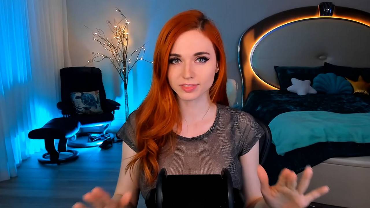🐇 Amouranth ASMR - АСМР Холст спокойной амурной кисти смотреть онлайн