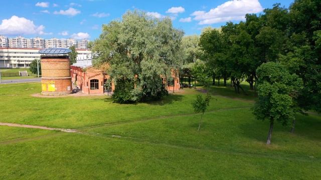 Benua Art Garden | Аэросъёмка сада современного искусства Бенуа смотреть онлайн