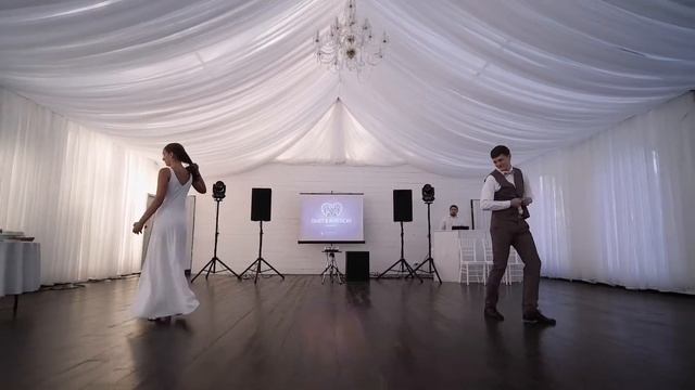Свадебный танец Zouk / Wedding dance смотреть онлайн