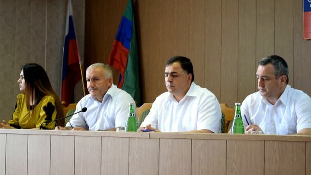 Магарамкентский район. Сессия депутатов. смотреть онлайн