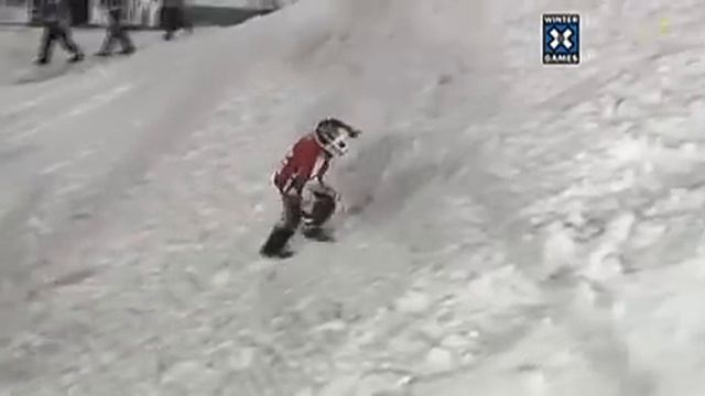 Двойное сальто на снегоходе смотреть онлайн