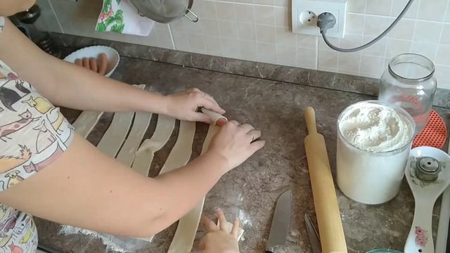 Сосиска в слоеном тесте. Быстро и вкусно. смотреть онлайн