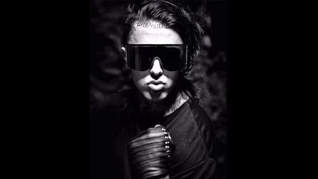 Never The Same - Ronnie Radke смотреть онлайн