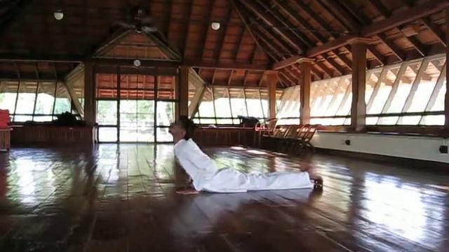 Sun Salutation (Vinod) - Kalari Kovilakom смотреть онлайн