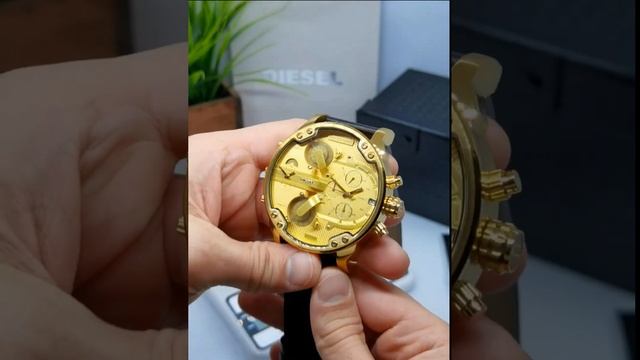 Красивые Мужские массивные часы DZ7399. Лучшие среди аналогов. ссылка на каталог в описании смотреть онлайн