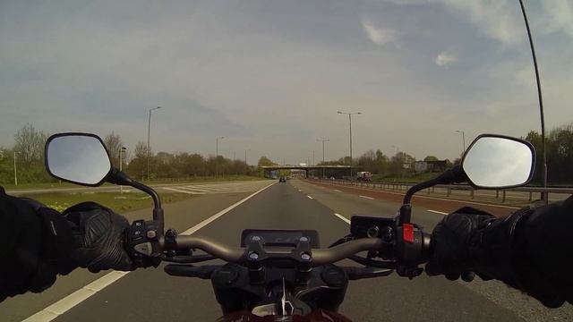 This Waltz, This Waltz, 1,2,3,4 - Dick Rides the Honda CB650R Neo Retro Motorcycle - Review смотреть онлайн