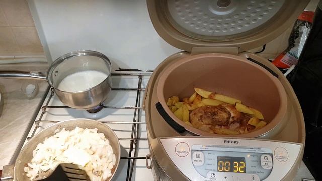 #вмультиварке #обедвсковороде #окорочка #картопля Вкусный картофель с окорочком.Обед на скорую руку смотреть онлайн