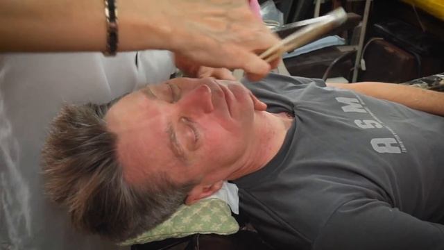 ? Relaxing SHAVE with HAIR WASH & STYLE | 성우이용원 Seongu South Korea's Oldest Barbershop in Seoul смотреть онлайн