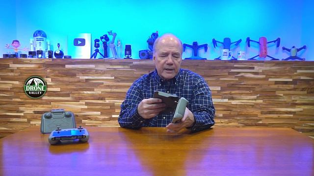 DJI RC Sunhood & Screen Protector - Another Great Accessory смотреть онлайн