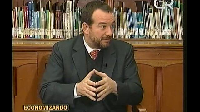 "Economizando" - Entrevista a Luis Salazar (Pdte. Sociedad Nacional de Industria) смотреть онлайн