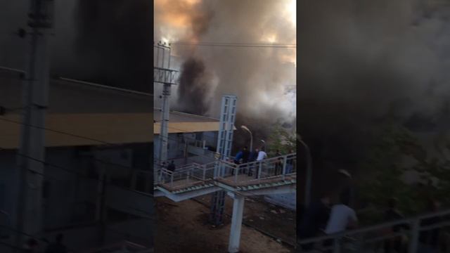 23.05.17 Москва. Рядом станции одинцова полностью сгорела торговый дом смотреть онлайн