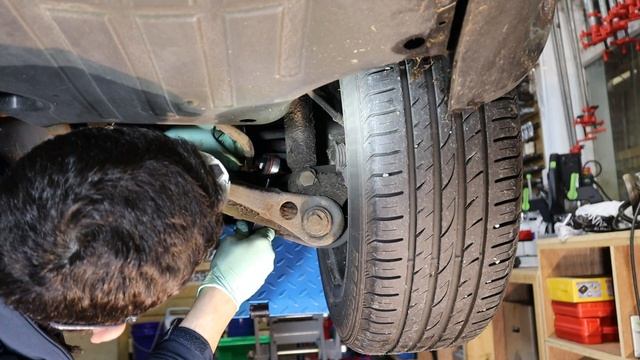 Seat Exeo Audi A4 VW Golf how to replace rear drop links How to change sway bar 2.0tdi 1.9tdi CAGA смотреть онлайн