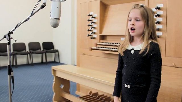 Sofia Ivanova - Nina ( by Giovanni Battista Pergolesi) смотреть онлайн