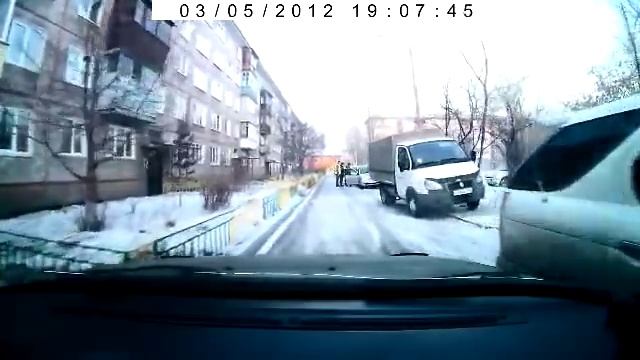 Не мойте машины во дворе смотреть онлайн