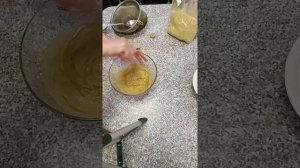 Ядреная горчица на капустном рассоле своими руками. Домашняя горчица за 3 минуты.