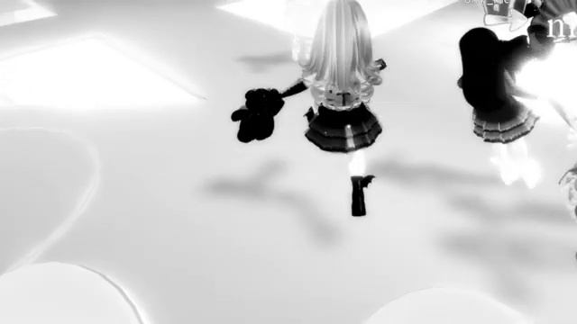 SEEING WHAT PEOPLE TRADE FOR THE OPPOSITES ATTRACT SET!!...Roblox Royale High смотреть онлайн