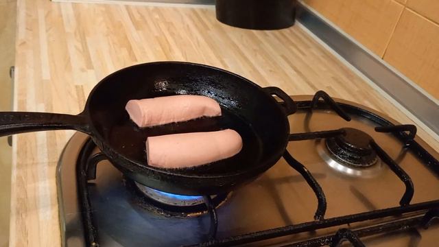 СЫТНЫЙ ЗАВТРАК К КОФЕ смотреть онлайн