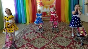 Губки бантиком, бровки домиком