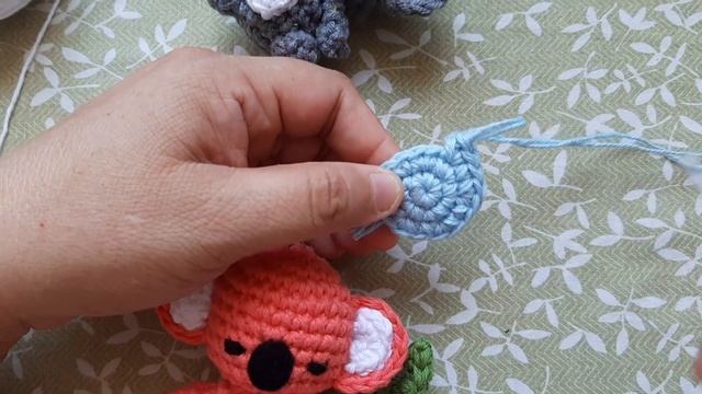 Koala amigurumi llavero tejido a crochet - tutorial paso a paso смотреть онлайн