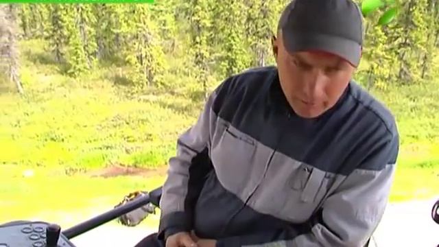 На автодороге Надым - Салехард впервые применили бесшовную укладку асфальтобетона смотреть онлайн