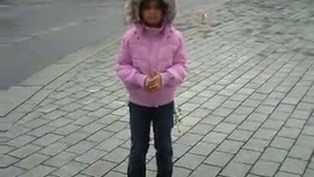 Танцы в центре Берлина