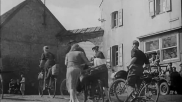 Life in Germany After World War 2 part 1 (720p) смотреть онлайн