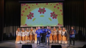 Народный самодеятельный коллектив хор народной песни «Сударушка» — «На привале»