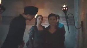 Михримах выгоняет Шах Султан из Дворца