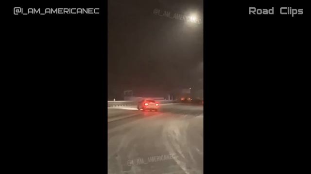 Snow FAILS Compilation | Car Crashes, Slip & Slide, Icy Roads, Winter Weather смотреть онлайн