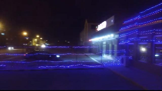 Новогоднее оформление фасада офиса. Новогоднее украшение. смотреть онлайн