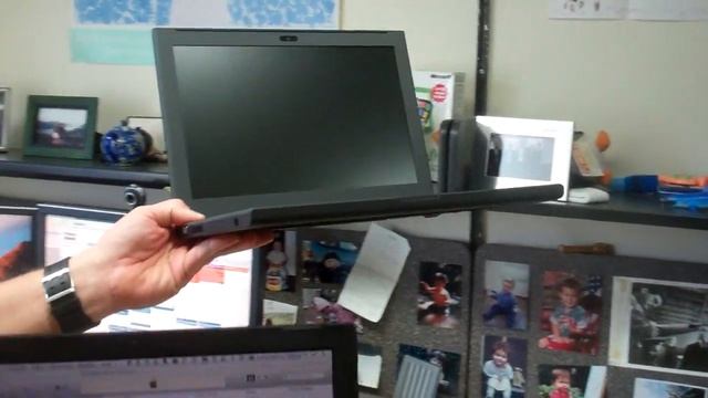 Unboxing The Google CR-48 Netbook