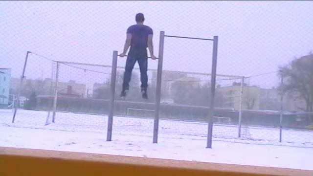 Воркаут зимой смотреть онлайн