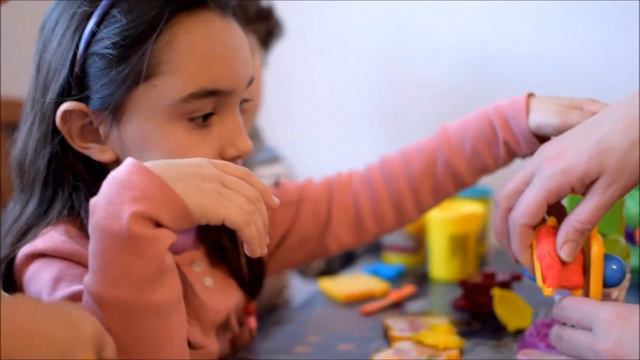 PLAY DOH GROUP PLAY весело играем с пластилином смотреть онлайн