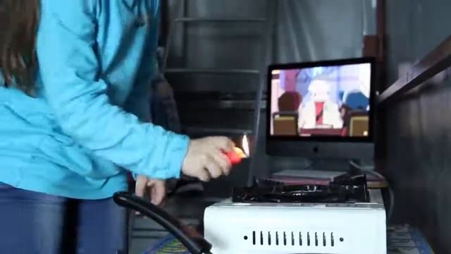 Домик из прицепа и Ночной нежданный гость DIY смотреть онлайн