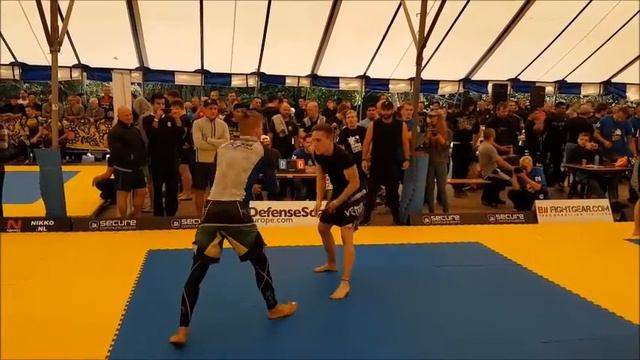 Leonard Bauer - PHP GYM | King of the Beach 2016 смотреть онлайн