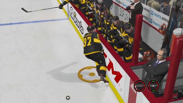 Макдэвид берёт клюшку