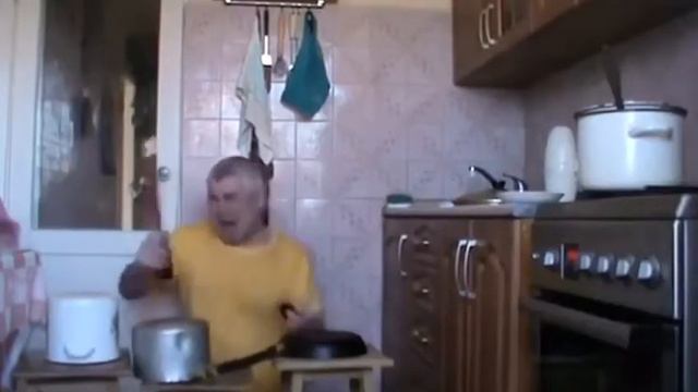 Гешаня Горин сыграл замечательную песню на барабане смотреть онлайн