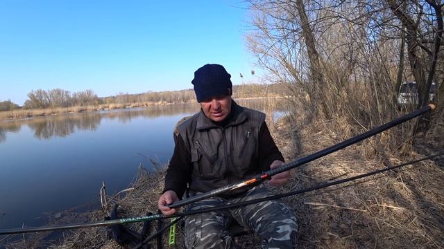 ЛУЧШАЯ ПОПЛАВОЧНАЯ УДОЧКА НА КАРАСЯ смотреть онлайн