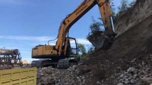 Excavator Hyundai 210-7