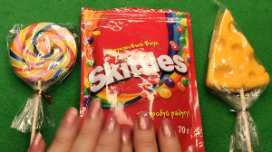 Большие и разноцветные леденцы. АСРМ распаковка сладостей.