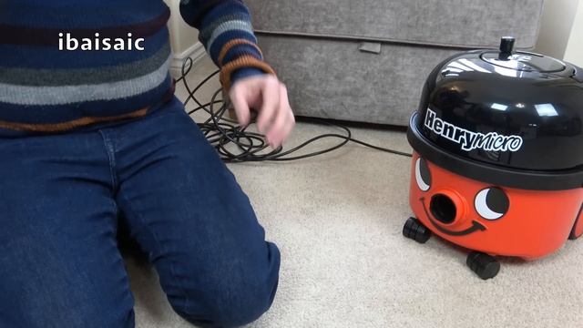 Henry Micro Vacuum Cleaner Unboxing & Review смотреть онлайн