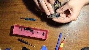 Ремонт айфона , замена дисплея и кнопки хом.