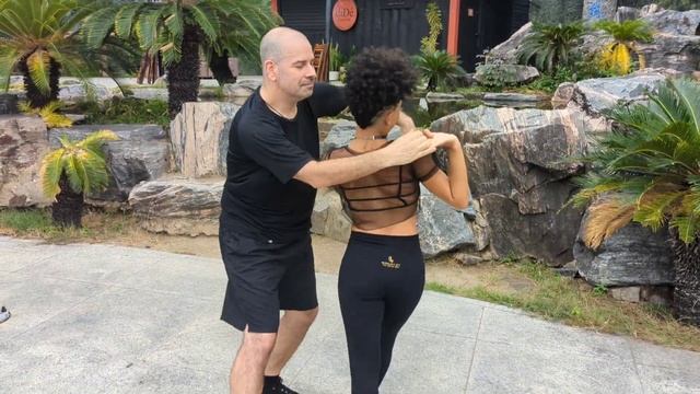Alline Avelino e Jonathan S. Marion/ Zouk Brasileiro смотреть онлайн