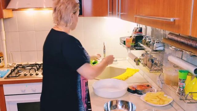 ВЛОГ: Новинки FIX PRICE🛒/ Готовим сёмгу с картошечкой в сливочном соусе 🍣 смотреть онлайн