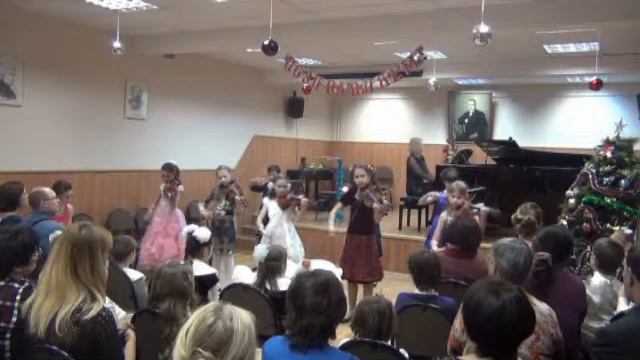 "Санта Лючия" и "Колокольчики" смотреть онлайн