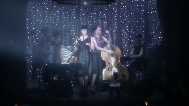 LES LIMITES Mila Raketa& Re-noir смотреть онлайн