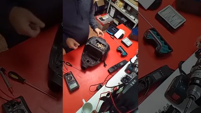 Пылесос Samsung, упала мощность всасывания.mp4 смотреть онлайн