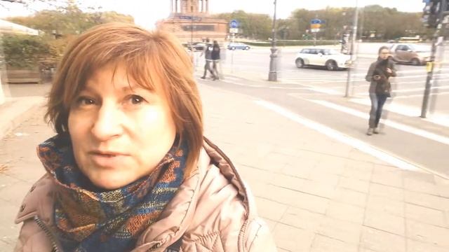 Berlin, Siegessäule, сравнение с Баварией, кругом ремонт смотреть онлайн