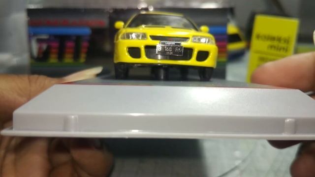 Diecast Mitsubishi Lancer Evo 1 CSR 1992 skala 1:43 Generation GTI Lemon Yellow смотреть онлайн