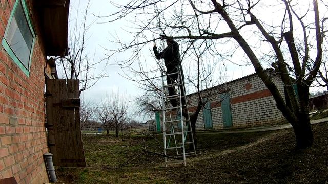 Обрезка старой черешни. Омоложение старого дерева смотреть онлайн